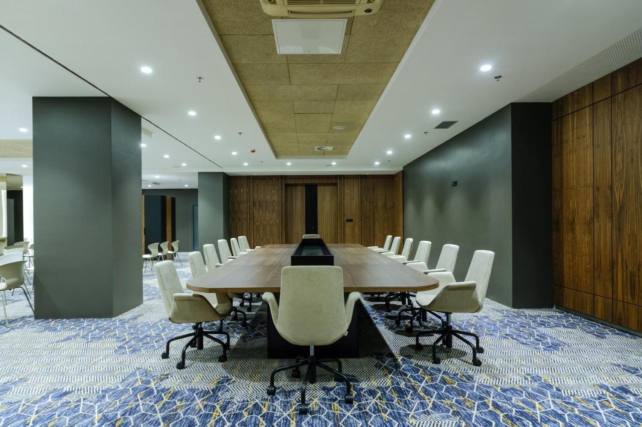 Hotel Vema Visoko Luaran gambar