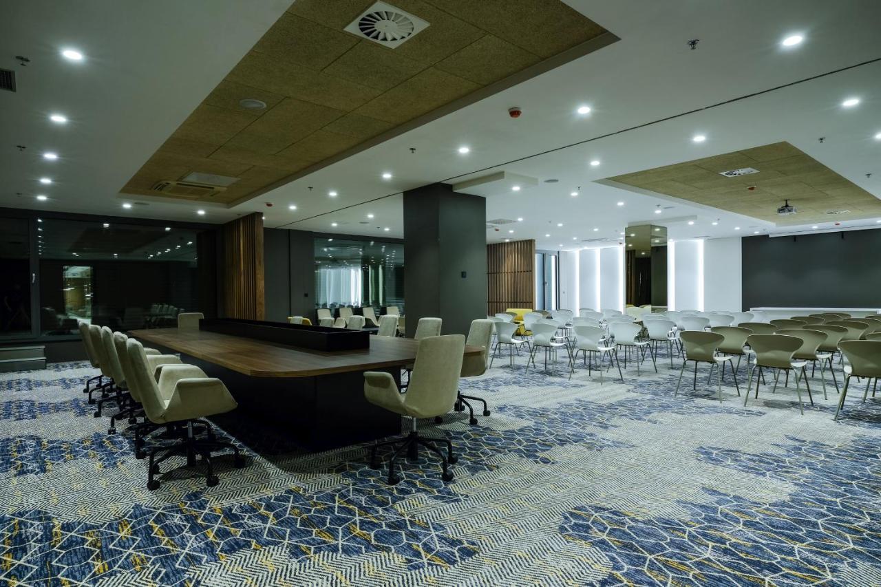 Hotel Vema Visoko Luaran gambar