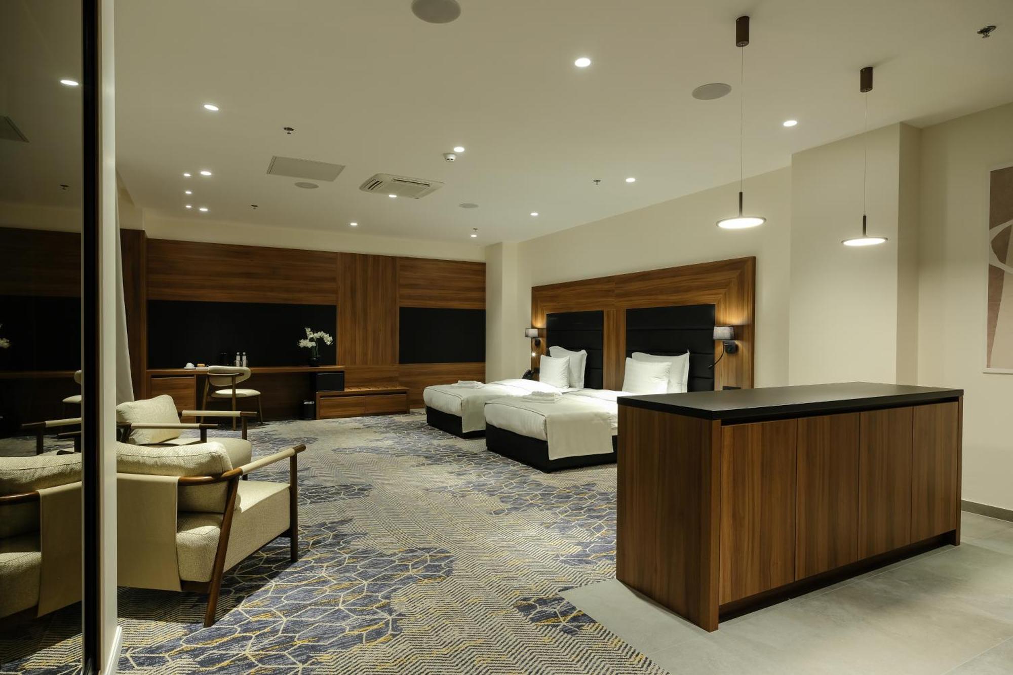 Hotel Vema Visoko Luaran gambar