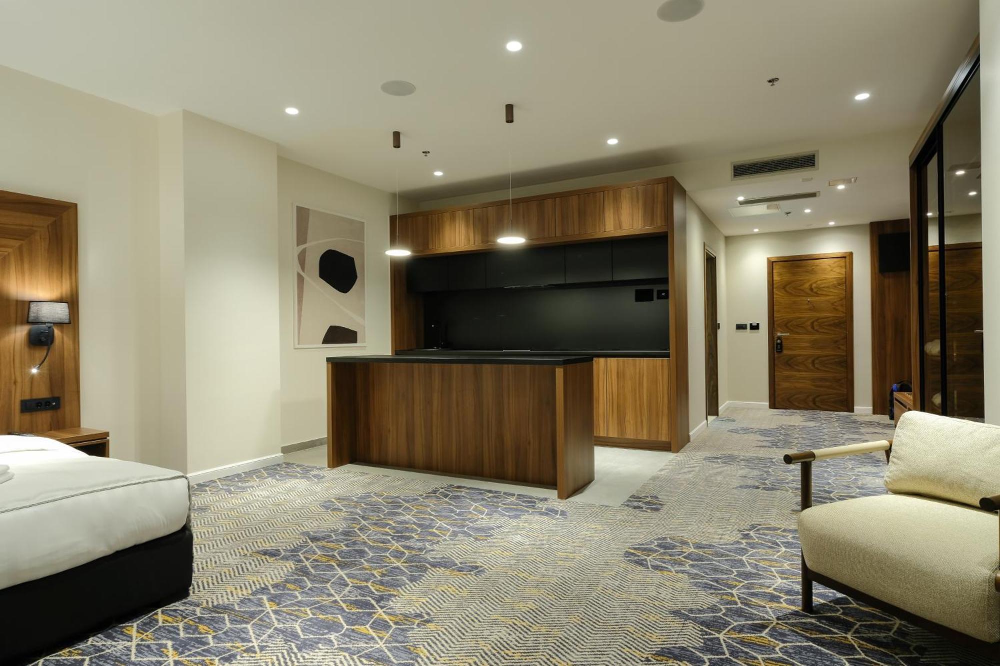 Hotel Vema Visoko Luaran gambar