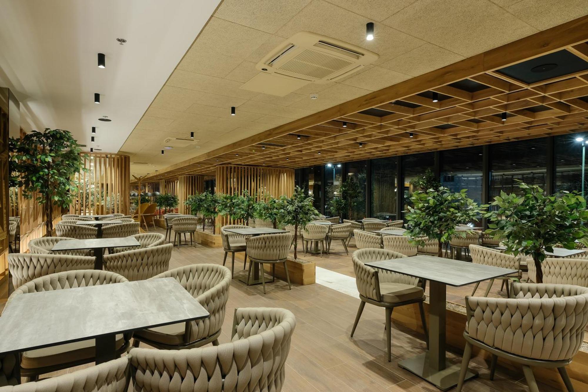Hotel Vema Visoko Luaran gambar