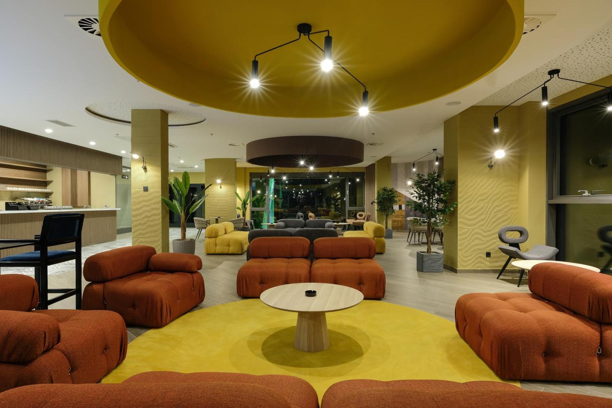 Hotel Vema Visoko Luaran gambar